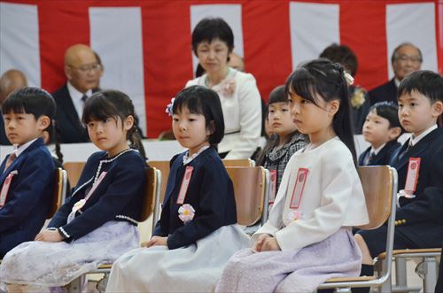 鵜飼小学校入学式～ピカピカのランドセルでのカバー写真