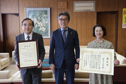 市長を訪問し受賞報告～環境保全の活動評価されのカバー写真