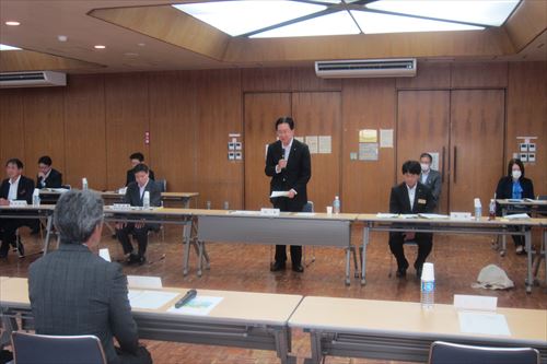 知事に要望書を手交～IPUイノベパーク拡張等のカバー写真