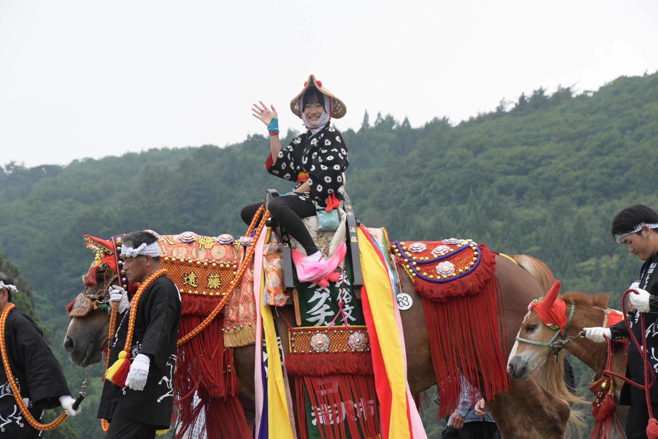 チャグチャグ馬コ乗り手の子ども