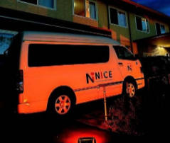 ナイスのオレンジライトアップ