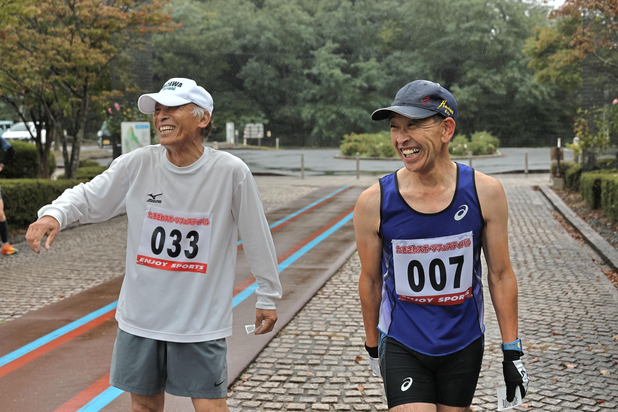 楽しそうなランナーたち