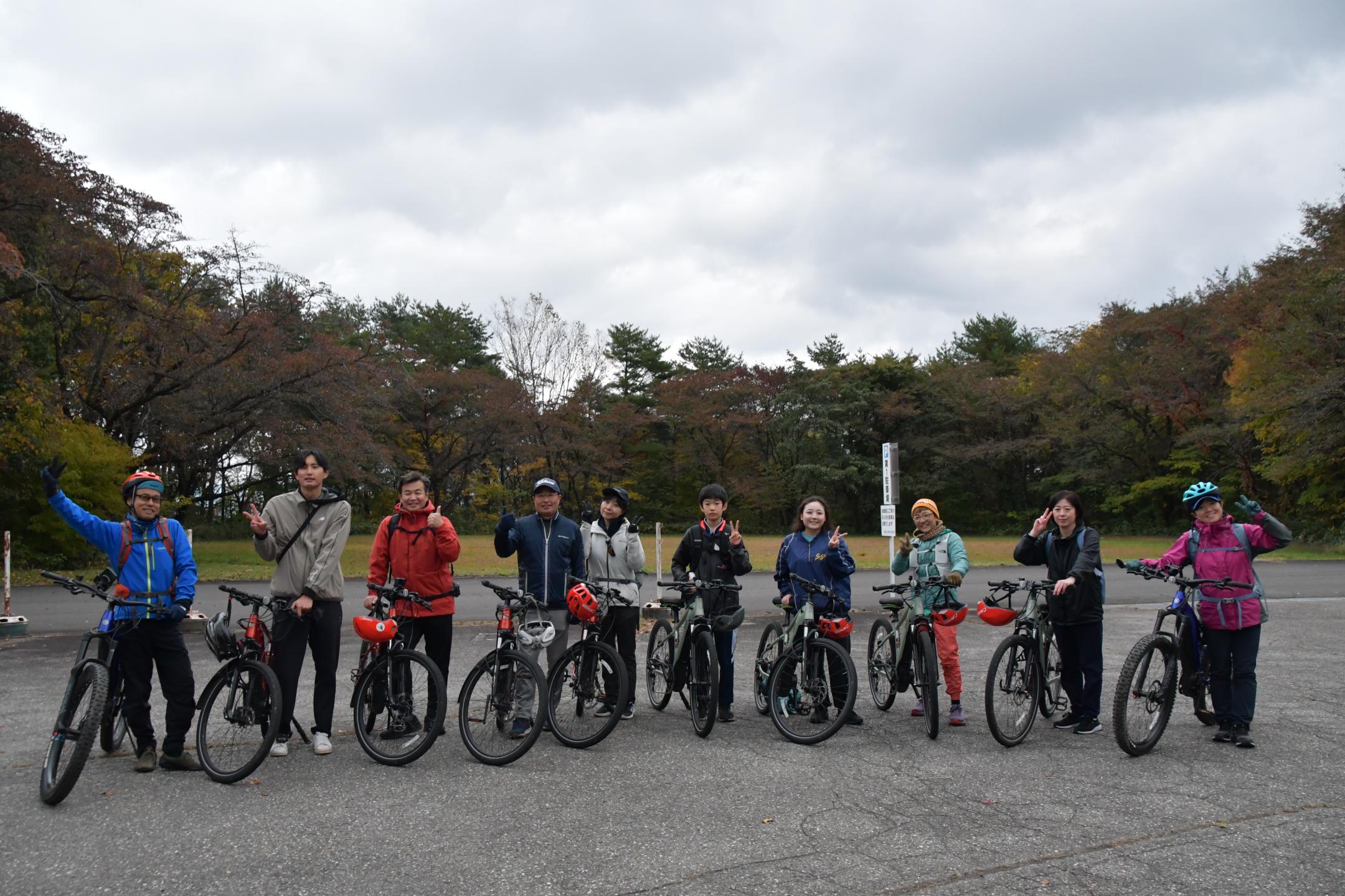 ゴール地点での集合写真