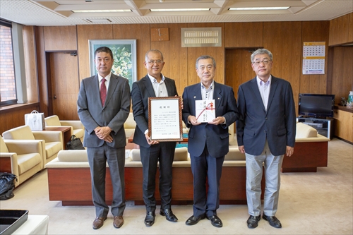 シン・エナジー株式会社様による企業版ふるさと納税贈呈式の様子