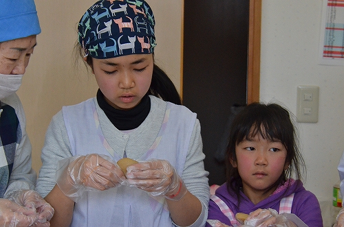 きりせんしょと大福作りの様子2