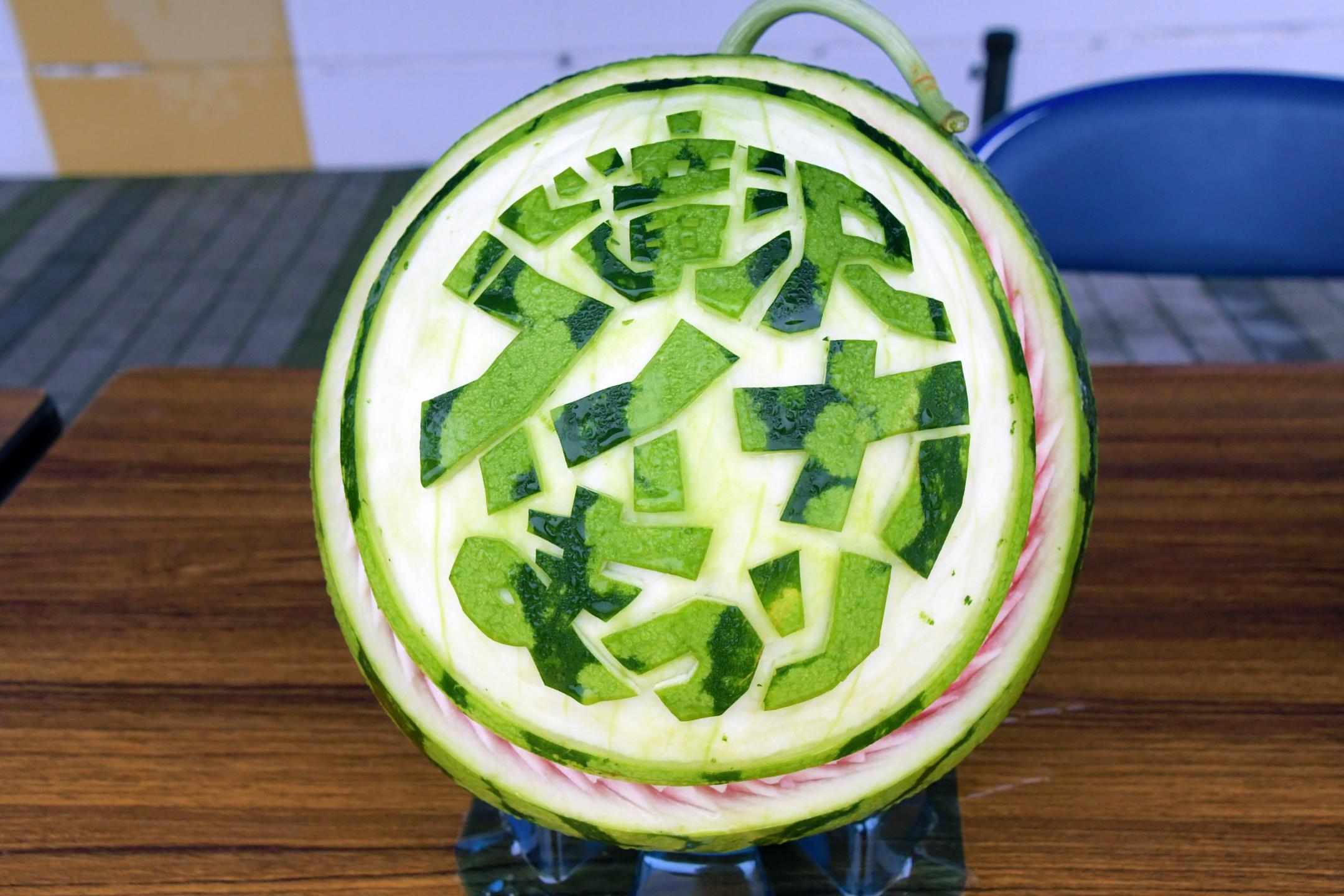 滝沢スイカまつり～小雨吹き飛ばす盛況ぶりのカバー写真