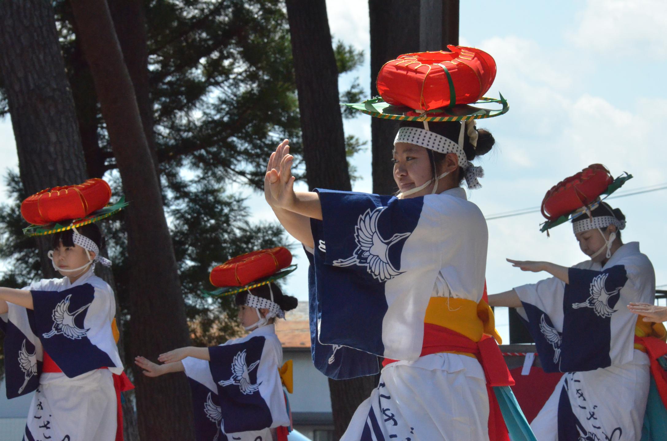 滝沢市さんさ踊り保存会の演舞